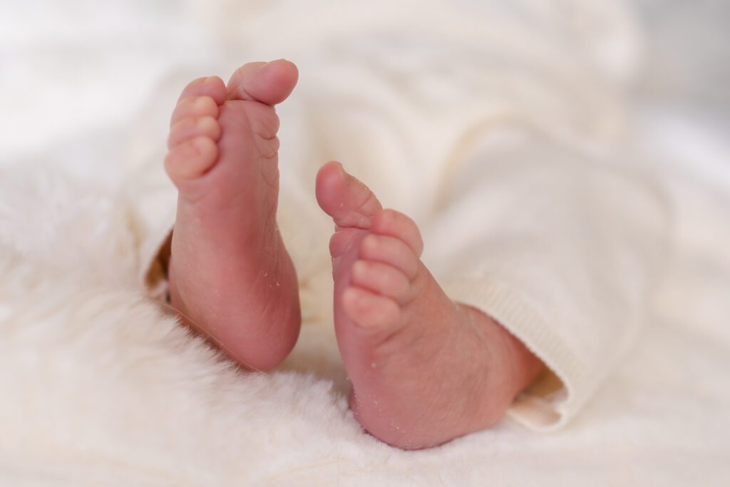 Lifestyle newborn session orange county awake baby photos